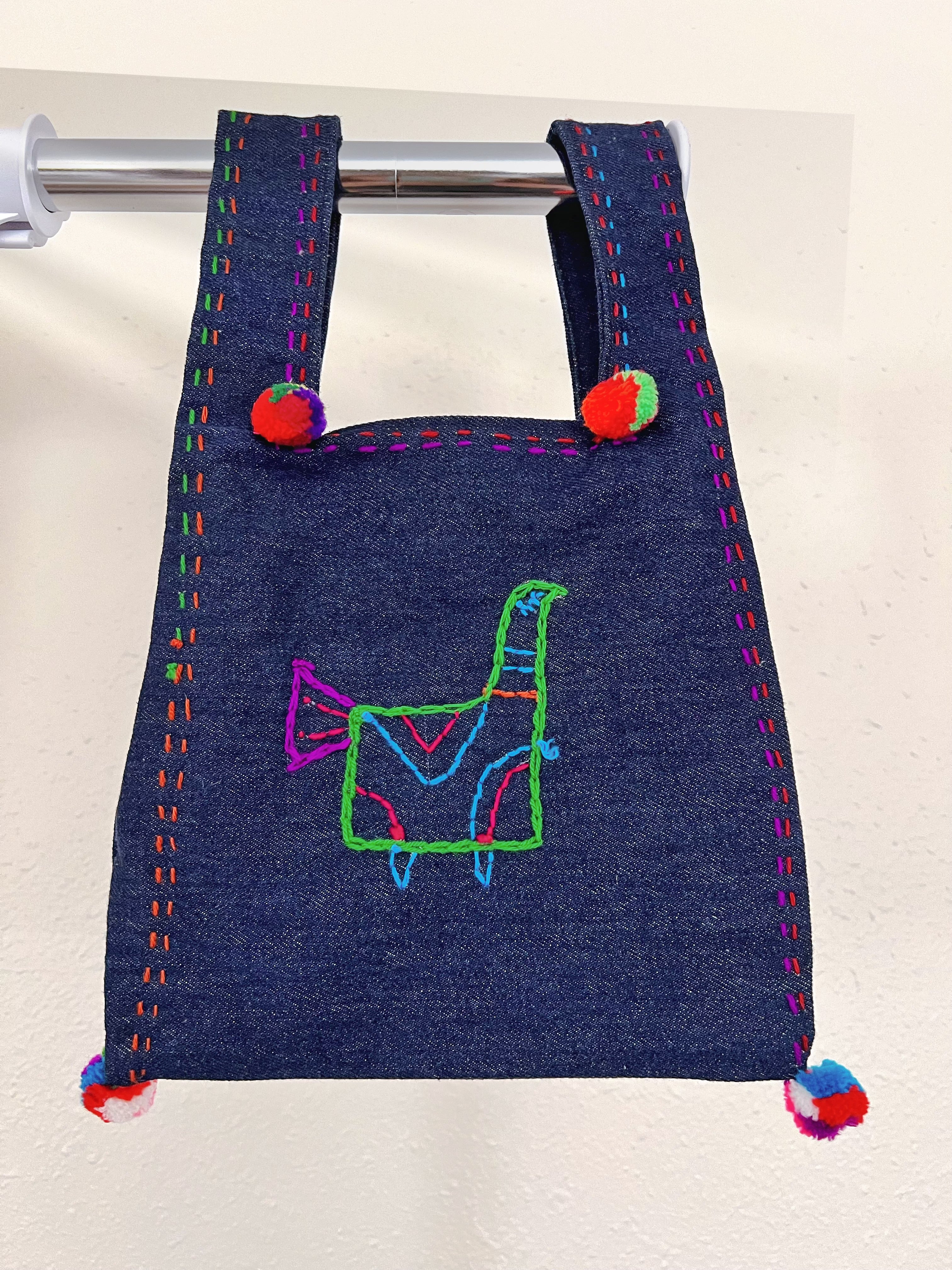 Handmade bag | Small Wristbag | Hand Stitching | Single shoulder bag | Bento bag