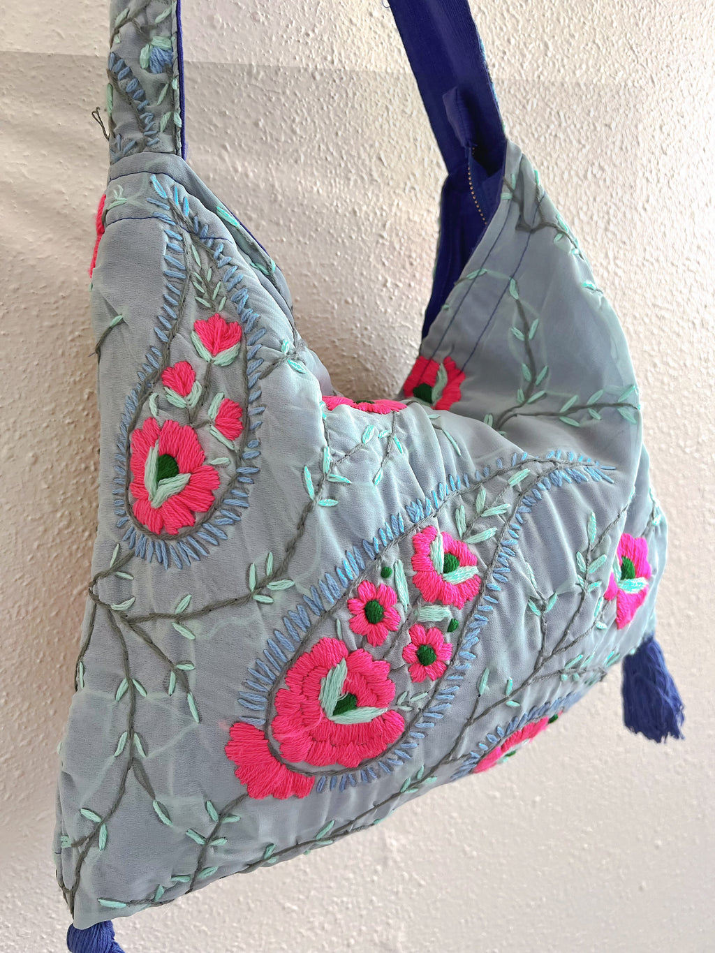 Handmade bag | Small Wristbag | Single shoulder bag | Embroidered bag
