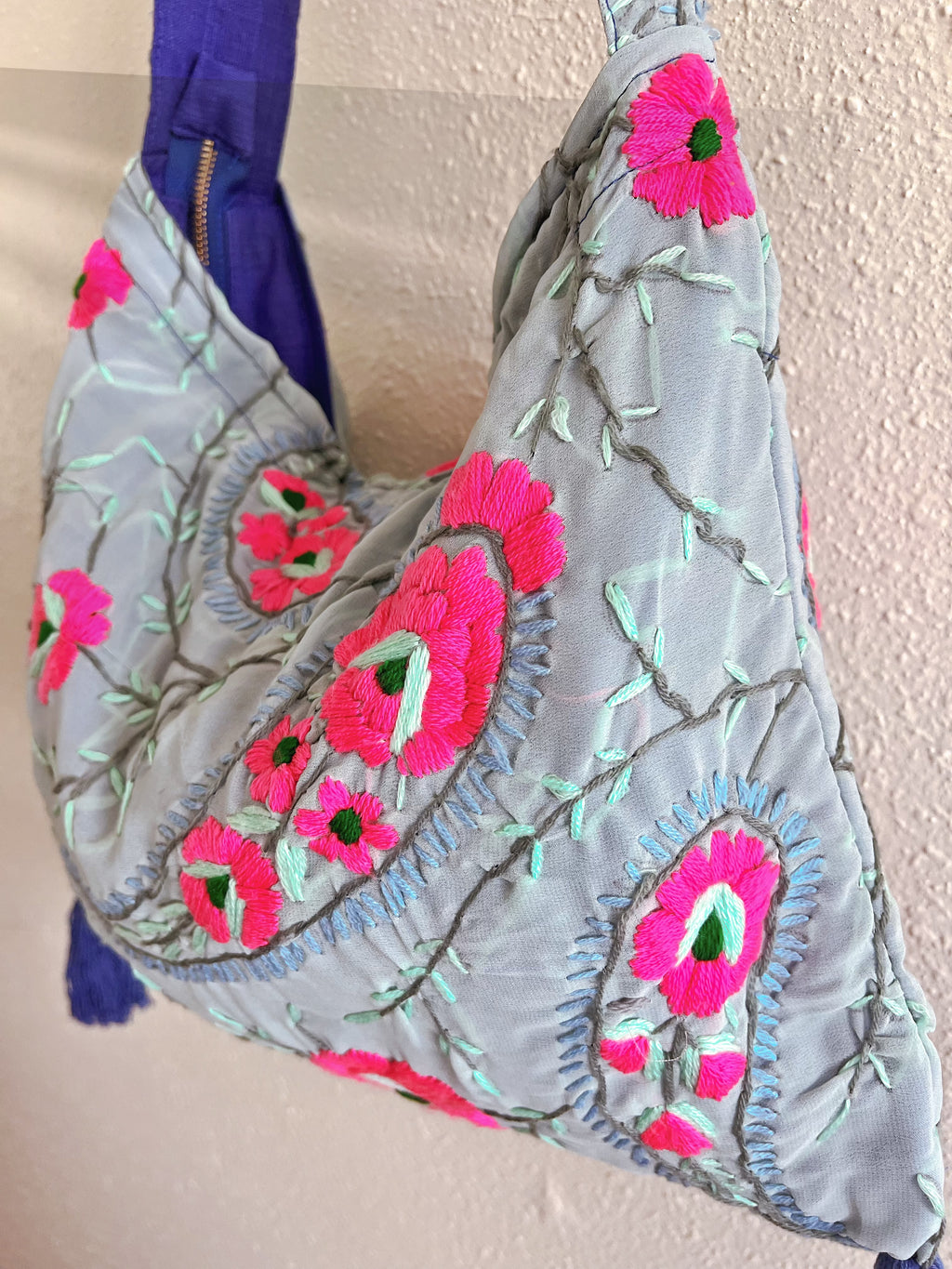 Handmade bag | Small Wristbag | Single shoulder bag | Embroidered bag