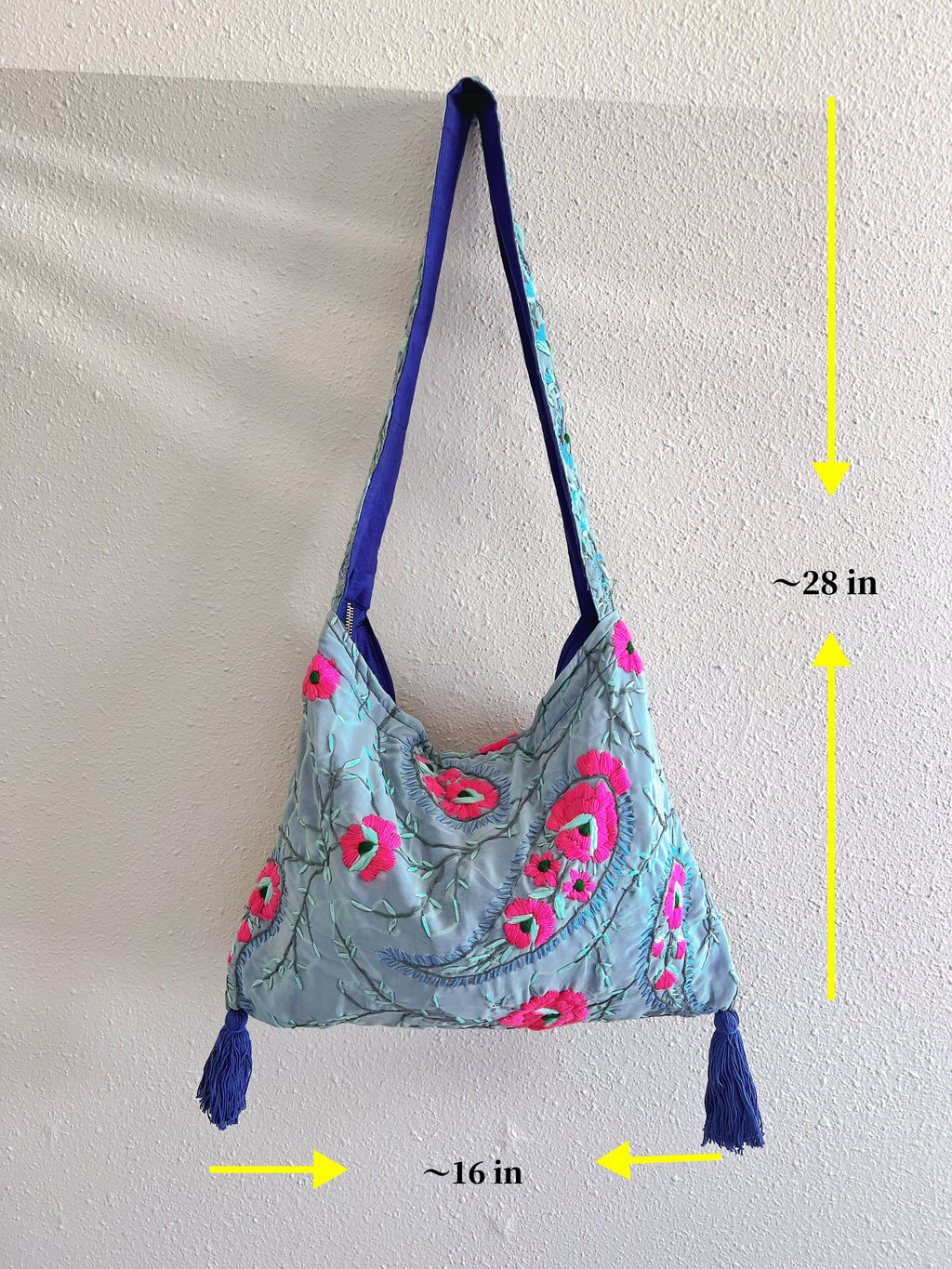 Handmade bag | Small Wristbag | Single shoulder bag | Embroidered bag