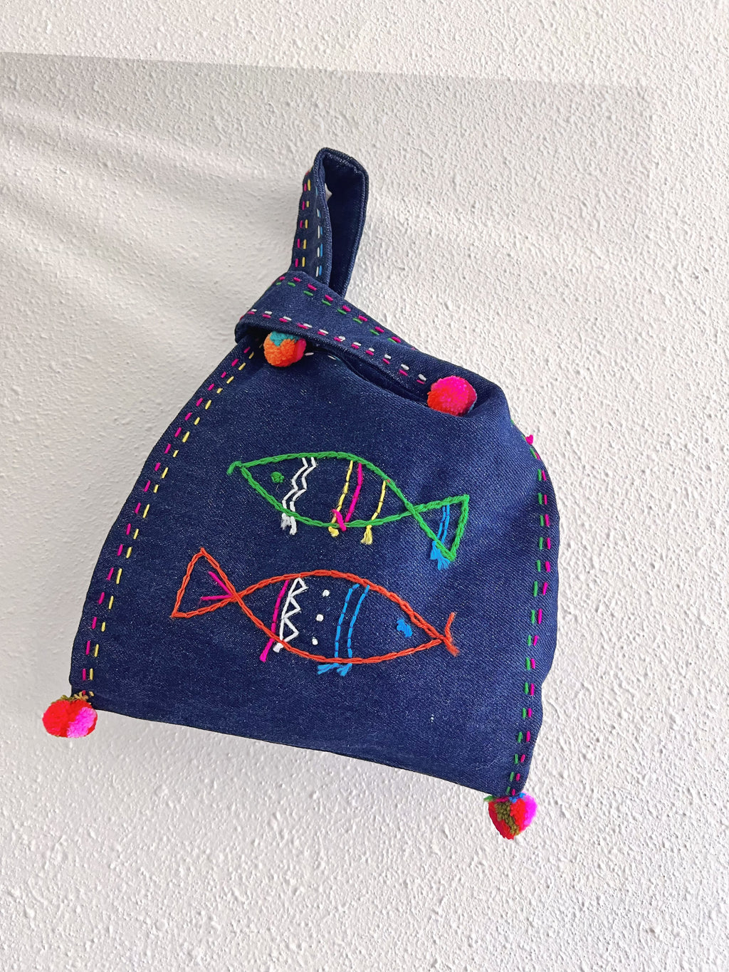 Handmade bag | Small Wristbag | Hand Stitching | Single shoulder bag | Bento bag