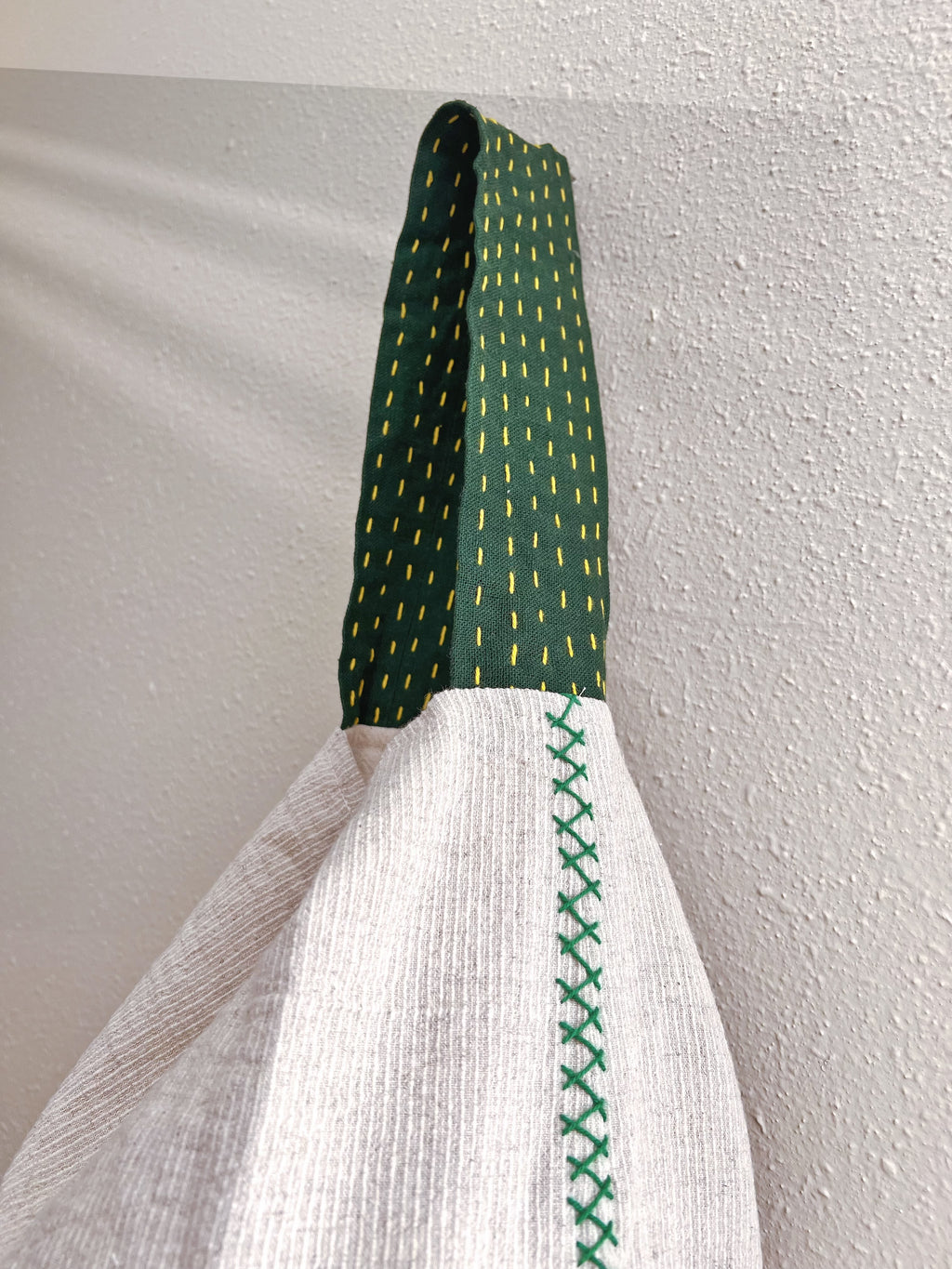 Handmade bag | Small Wristbag | Hand Stitching | Single shoulder bag