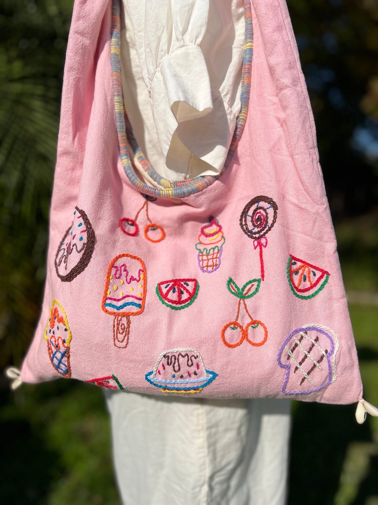 Handmade bag | Small Wristbag | Hand Stitching | Single shoulder bag | Bento bag