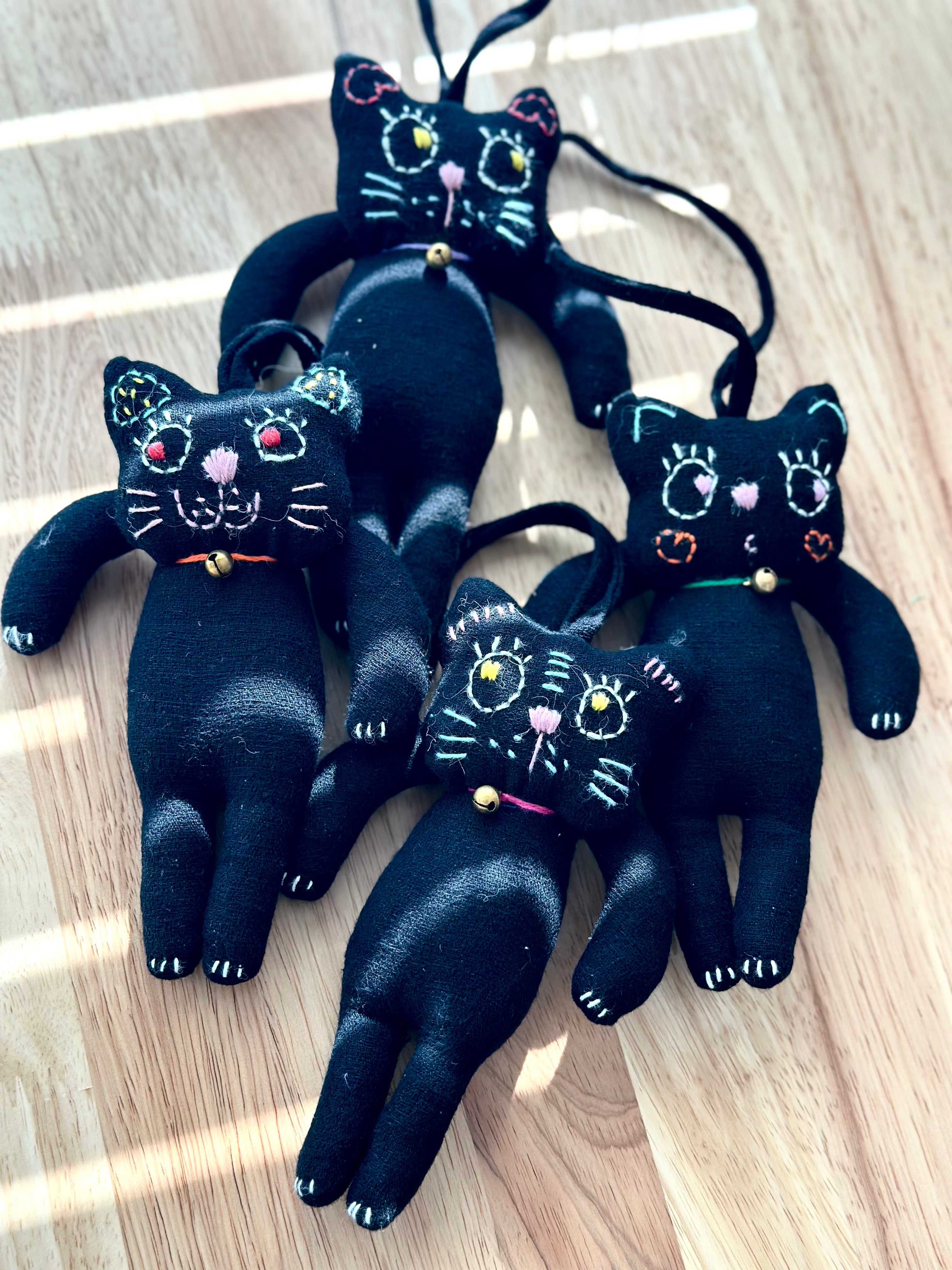Hand-Stitched Cotton Linen Charms - Cat